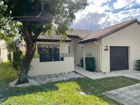 432 Ashwood Place Boca Raton FL 33431