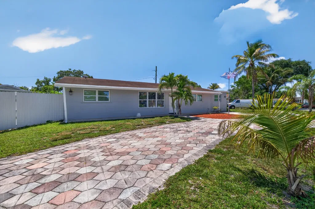 650 NW 38th Place Deerfield Beach FL 33064