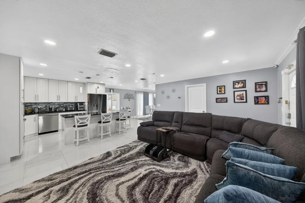 650 NW 38th Place Deerfield Beach FL 33064