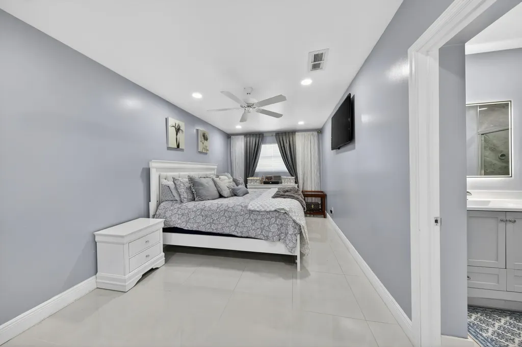 650 NW 38th Place Deerfield Beach FL 33064