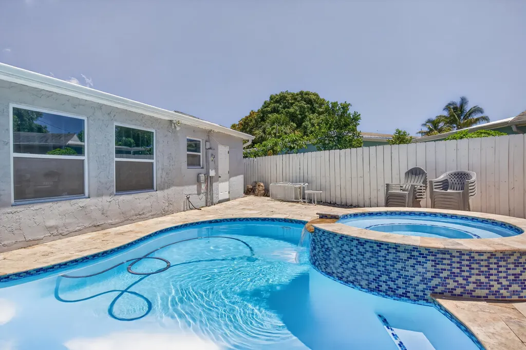 650 NW 38th Place Deerfield Beach FL 33064