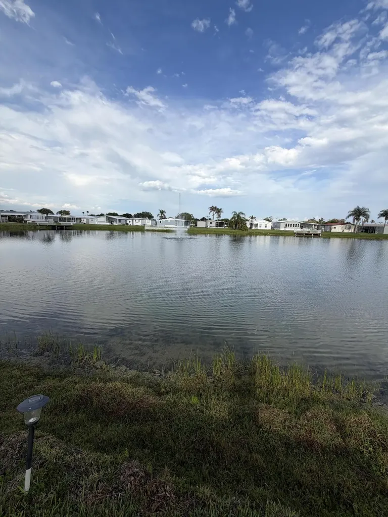 1601 Us-441 Okeechobee FL 34974