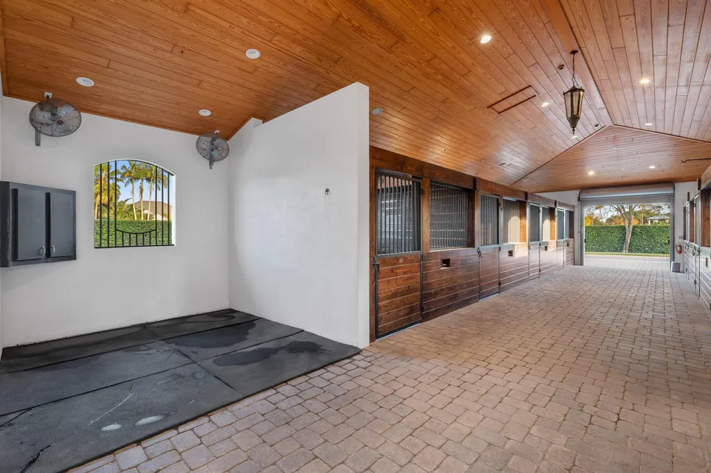 14169 Belmont Trace Wellington FL 33414