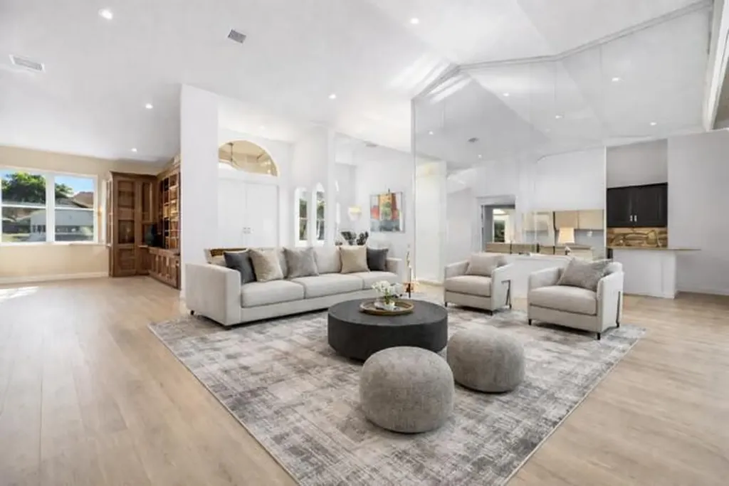 17557 Charnwood Drive Boca Raton FL 33498
