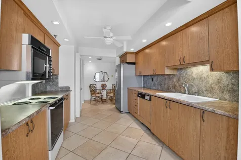 2917 S Ocean Boulevard Highland Beach FL 33487