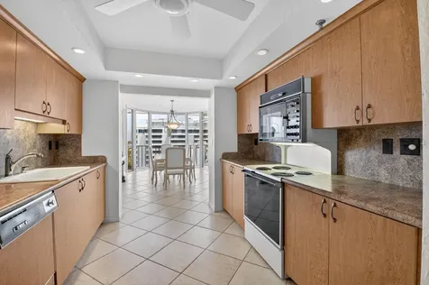 2917 S Ocean Boulevard Highland Beach FL 33487