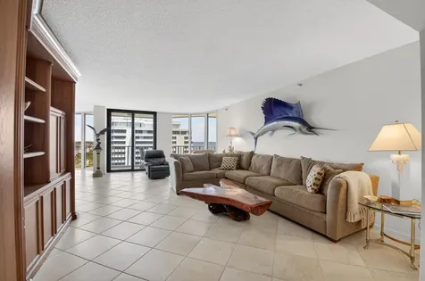 2917 S Ocean Boulevard Highland Beach FL 33487