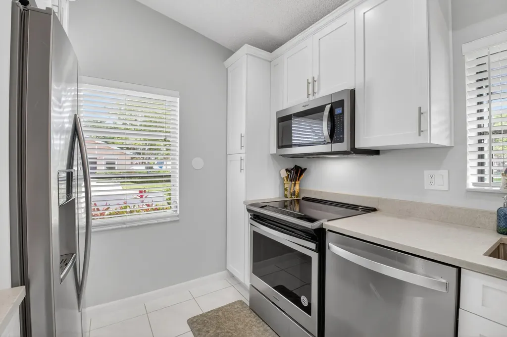 8130 Springtree Road Boca Raton FL 33496