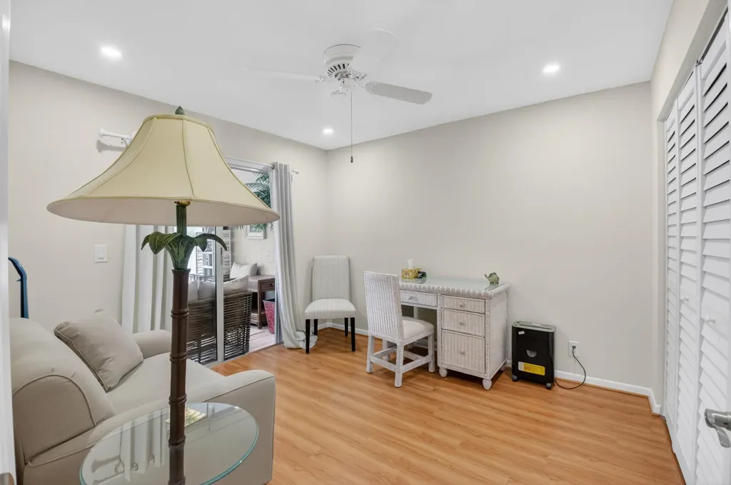8130 Springtree Road Boca Raton FL 33496