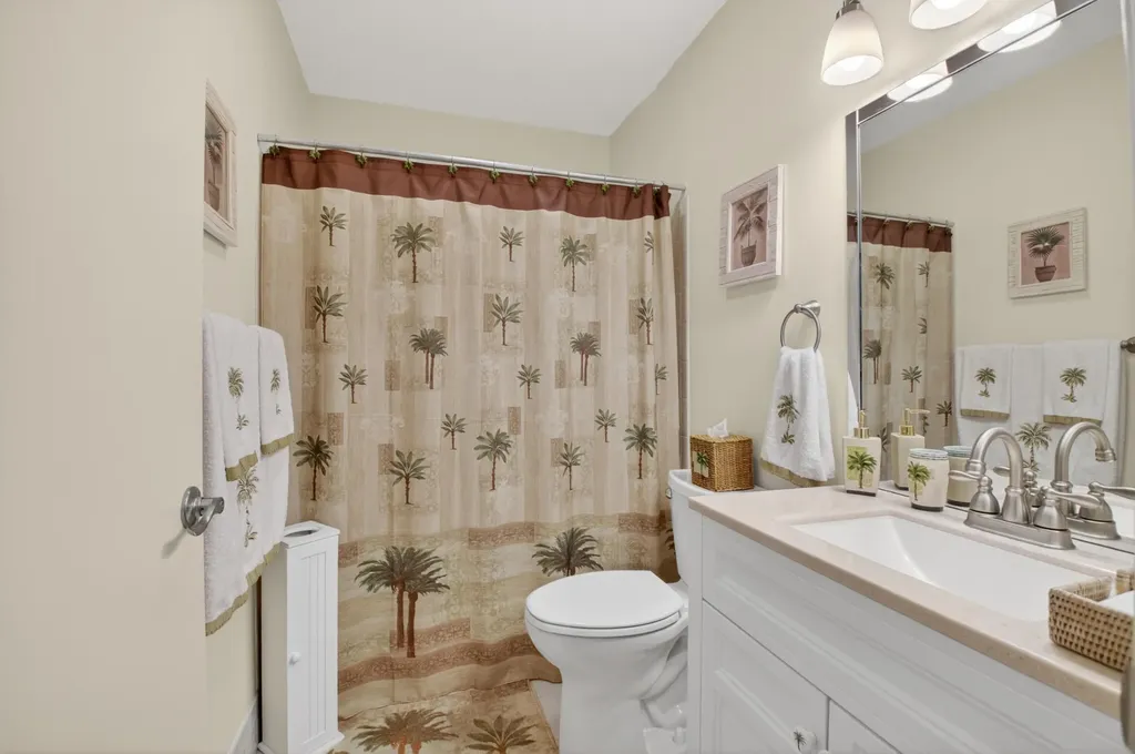 8130 Springtree Road Boca Raton FL 33496