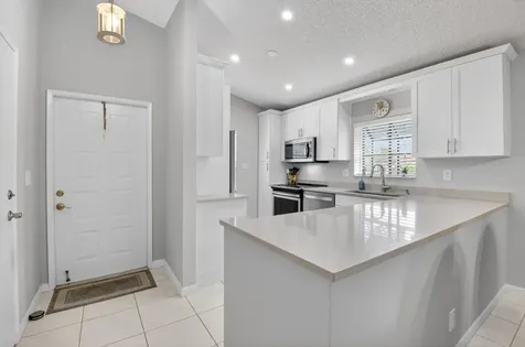 8130 Springtree Road Boca Raton FL 33496