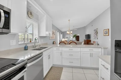 8130 Springtree Road Boca Raton FL 33496