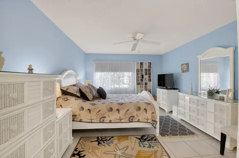8130 Springtree Road Boca Raton FL 33496