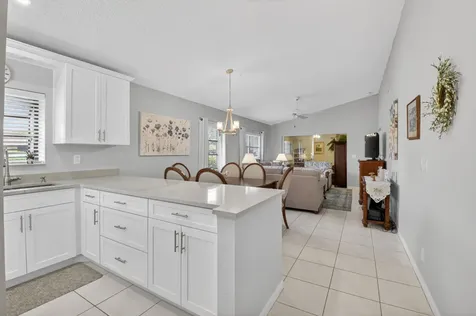 8130 Springtree Road Boca Raton FL 33496