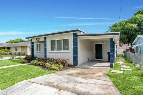 741 W 10th Street Riviera Beach FL 33404