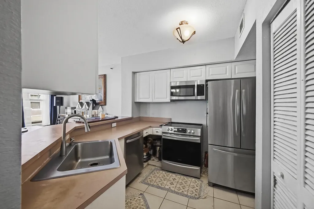 6450 W Sample Road Coral Springs FL 33067