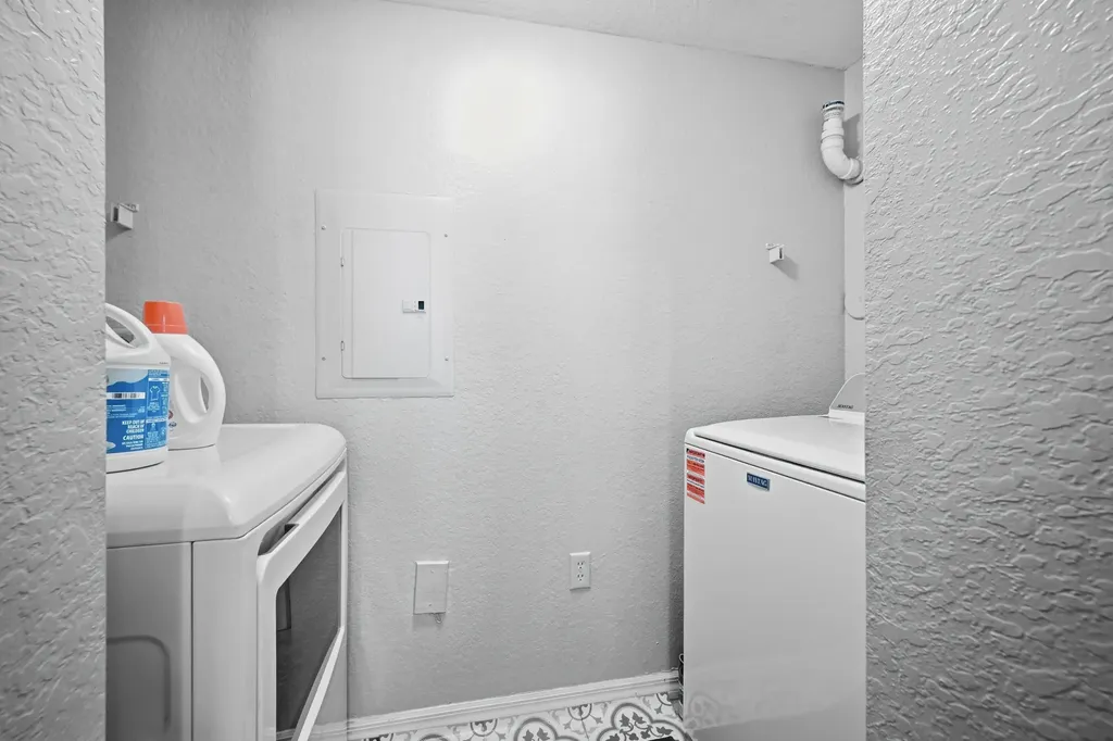 6450 W Sample Road Coral Springs FL 33067
