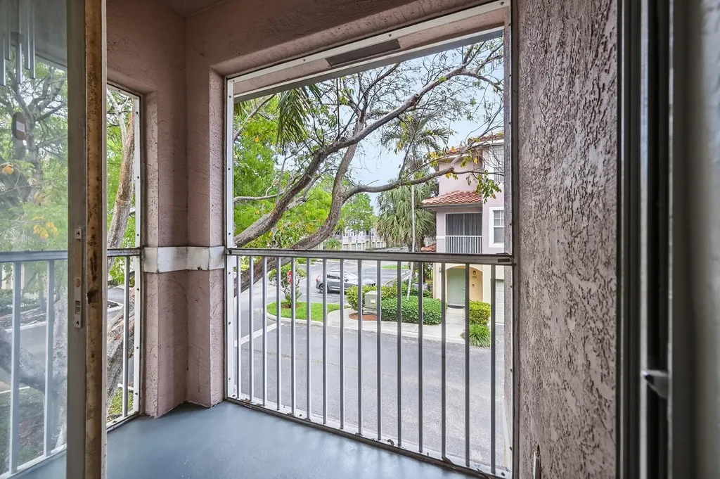 6450 W Sample Road Coral Springs FL 33067