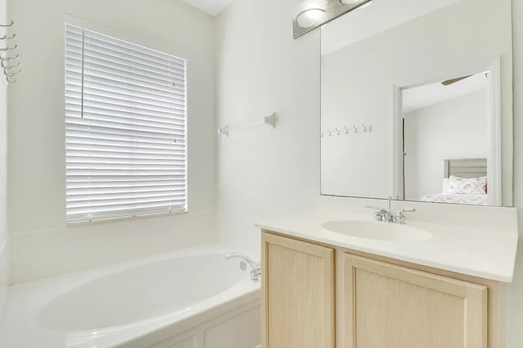 123 E Thatch Palm Circle Jupiter FL 33458