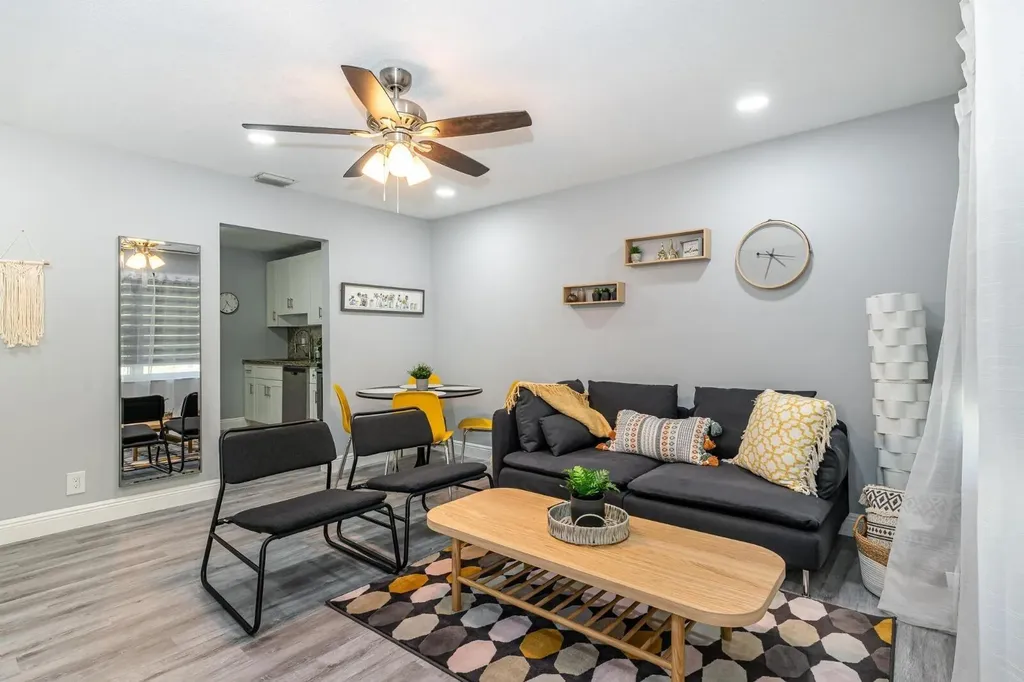 1051 SW 32nd Court Fort Lauderdale FL 33315