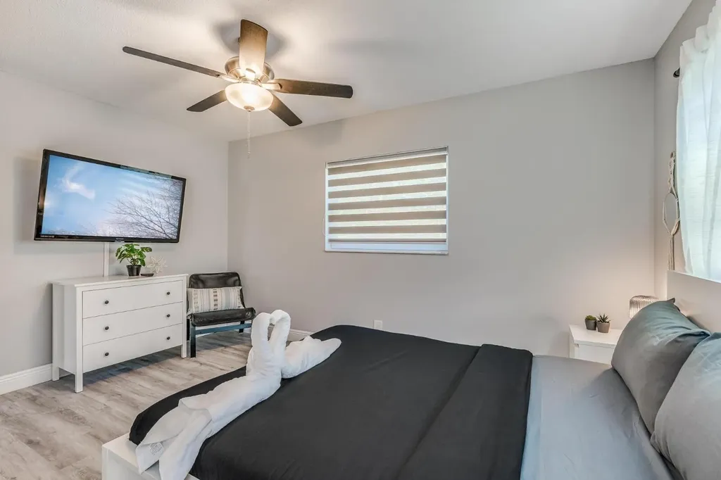 1051 SW 32nd Court Fort Lauderdale FL 33315