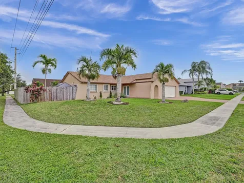 4950 NW 85th Terrace Lauderhill FL 33351