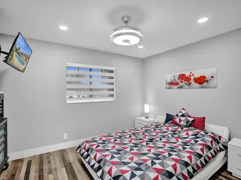 4950 NW 85th Terrace Lauderhill FL 33351