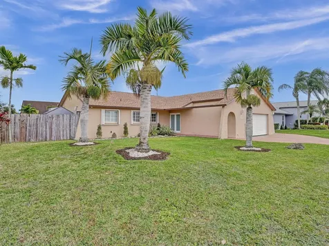 4950 NW 85th Terrace Lauderhill FL 33351