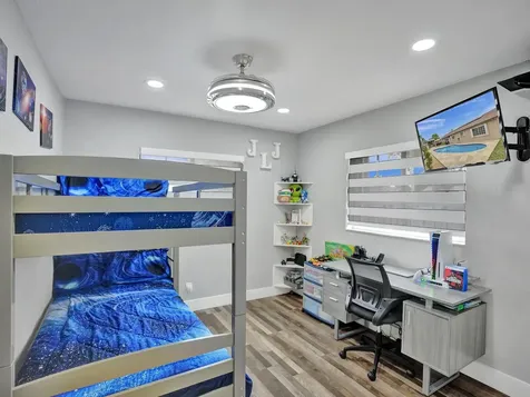 4950 NW 85th Terrace Lauderhill FL 33351