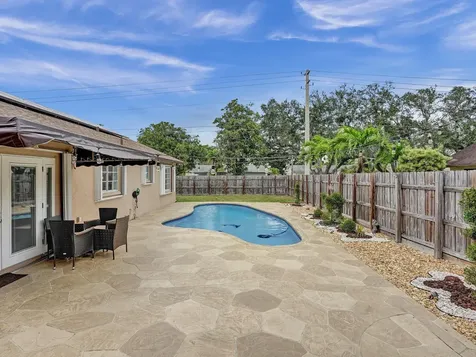 4950 NW 85th Terrace Lauderhill FL 33351