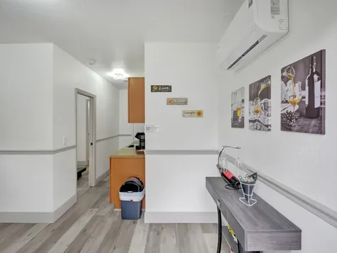 4950 NW 85th Terrace Lauderhill FL 33351