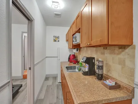 4950 NW 85th Terrace Lauderhill FL 33351
