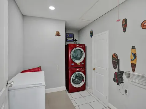 4950 NW 85th Terrace Lauderhill FL 33351