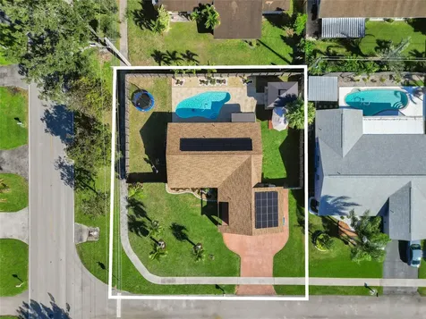 4950 NW 85th Terrace Lauderhill FL 33351