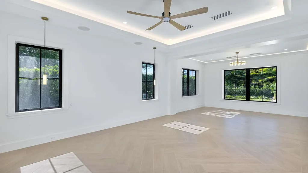 2775 Ave Au Soleil Delray Beach FL 33483