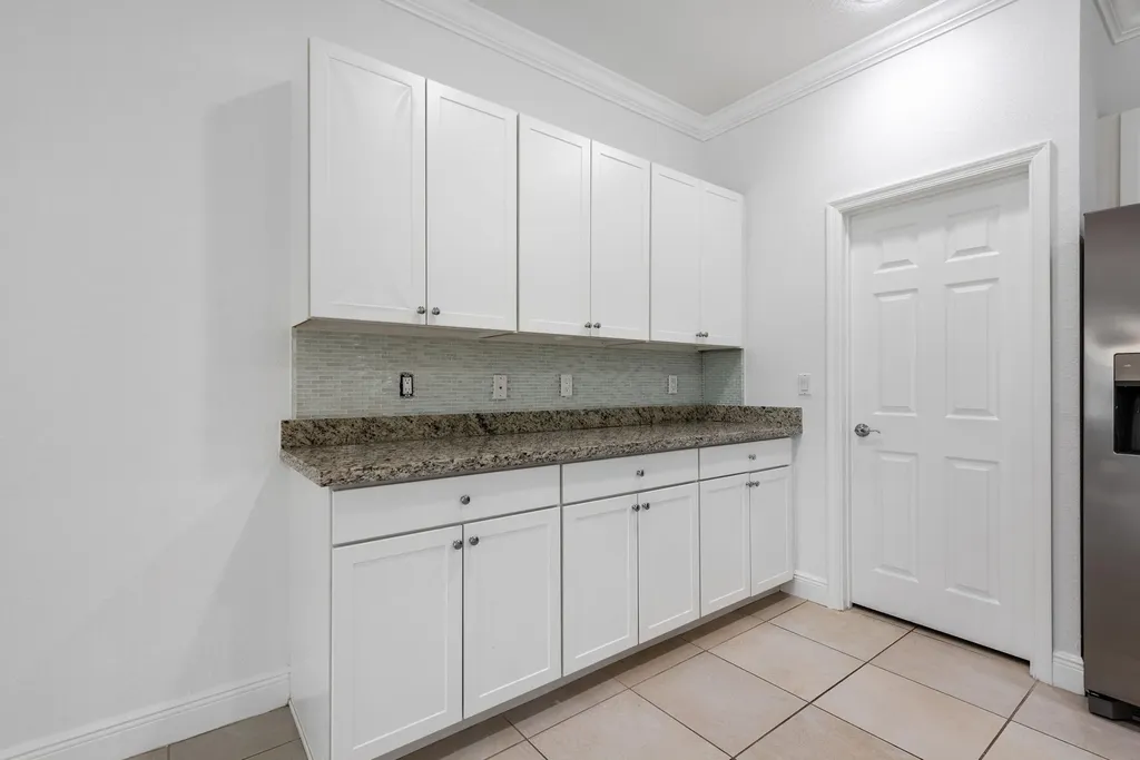 1367 NW Leonardo Circle Port St Lucie FL 34986