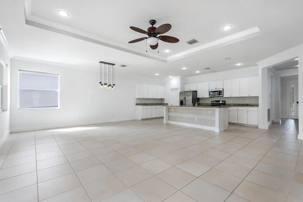 1367 NW Leonardo Circle Port St Lucie FL 34986