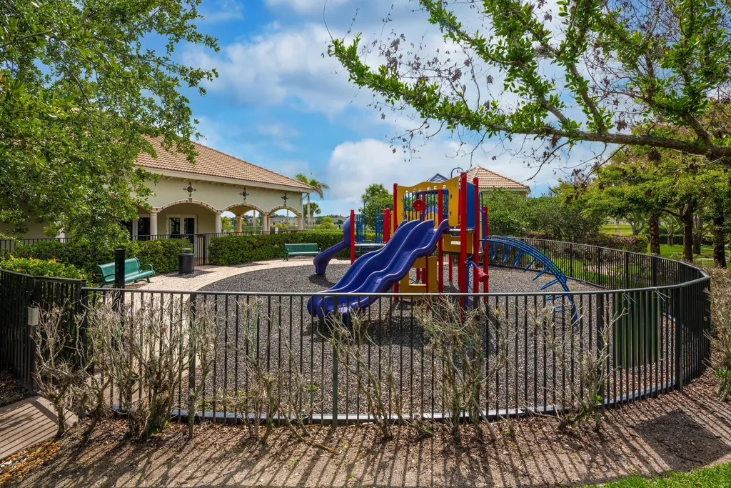 1367 NW Leonardo Circle Port St Lucie FL 34986
