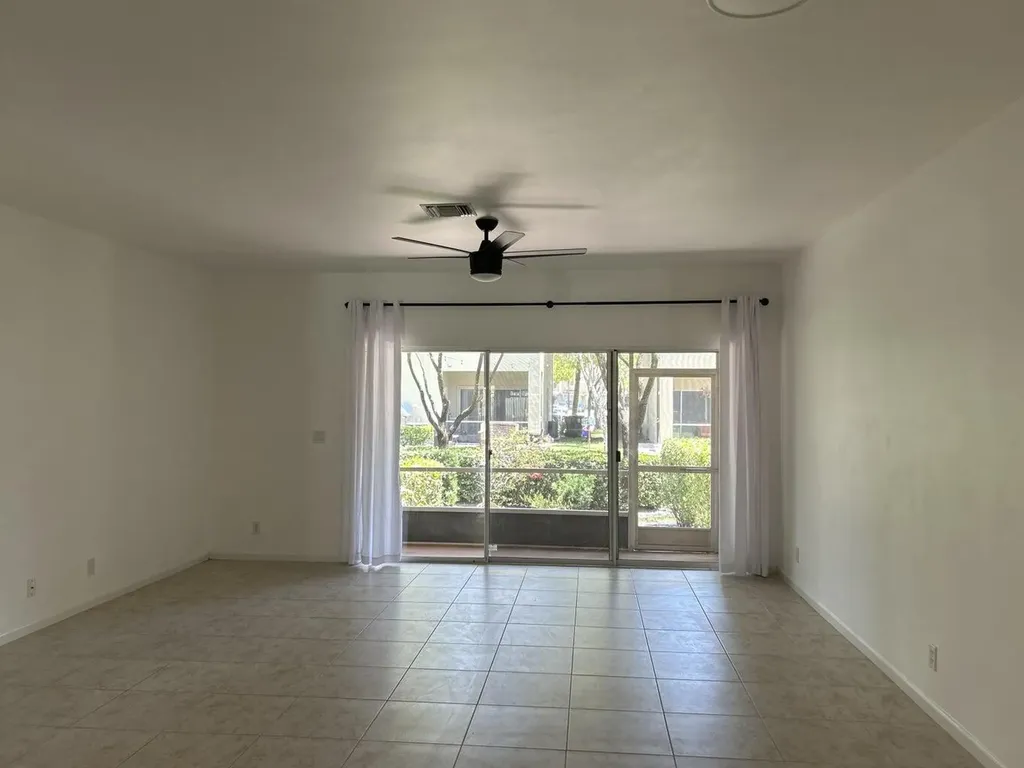 6974 Oak Bridge Lane Lake Worth FL 33467