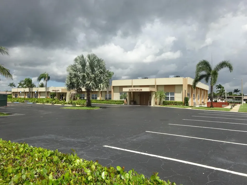 2864 E Crosley Drive Drive E West Palm Beach FL 33415