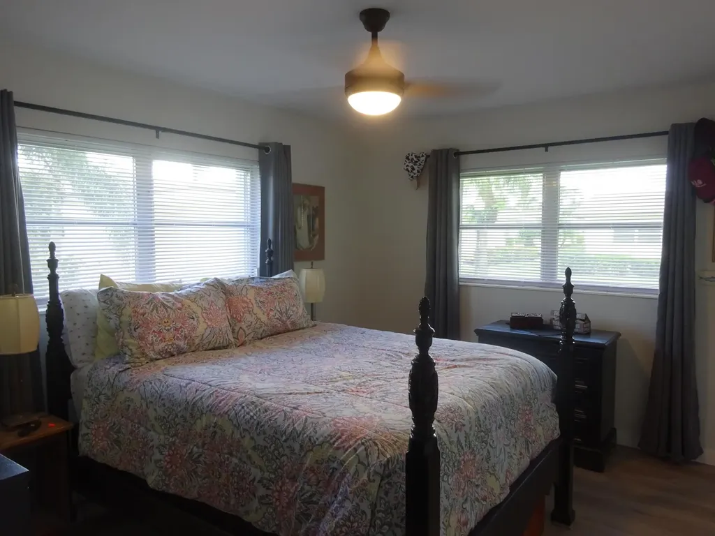 2864 E Crosley Drive Drive E West Palm Beach FL 33415