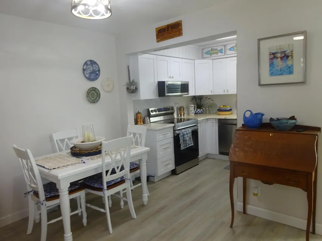 2763 W Dudley Drive Drive W West Palm Beach FL 33415