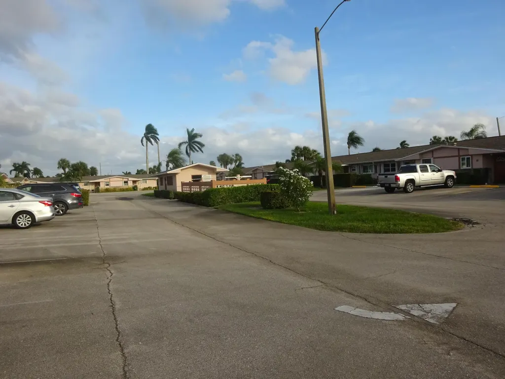 2763 W Dudley Drive Drive W West Palm Beach FL 33415