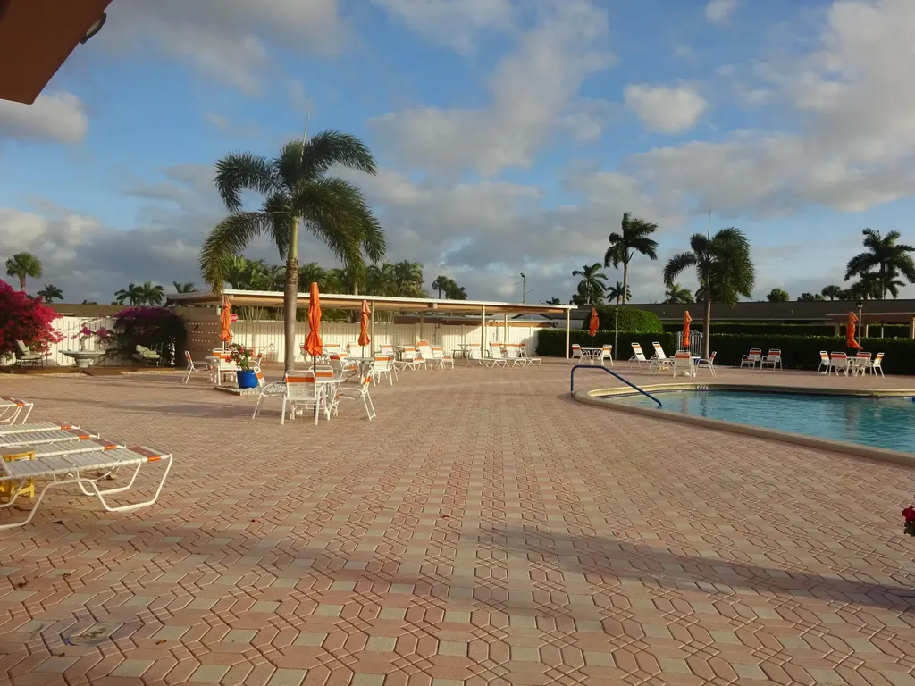 2763 W Dudley Drive Drive W West Palm Beach FL 33415