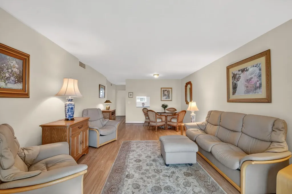 2515 NE 1st Court Boynton Beach FL 33435