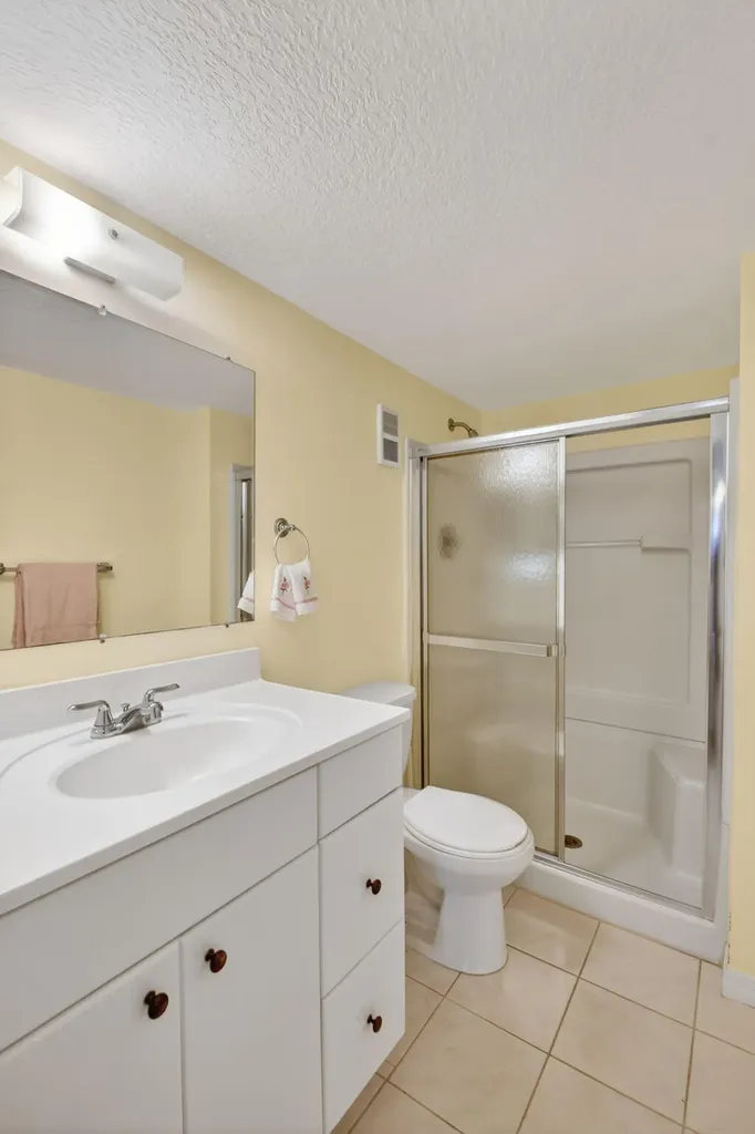 2515 NE 1st Court Boynton Beach FL 33435