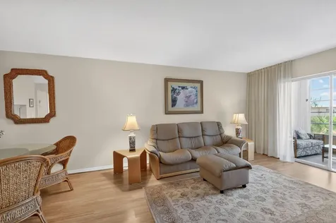 2515 NE 1st Court Boynton Beach FL 33435