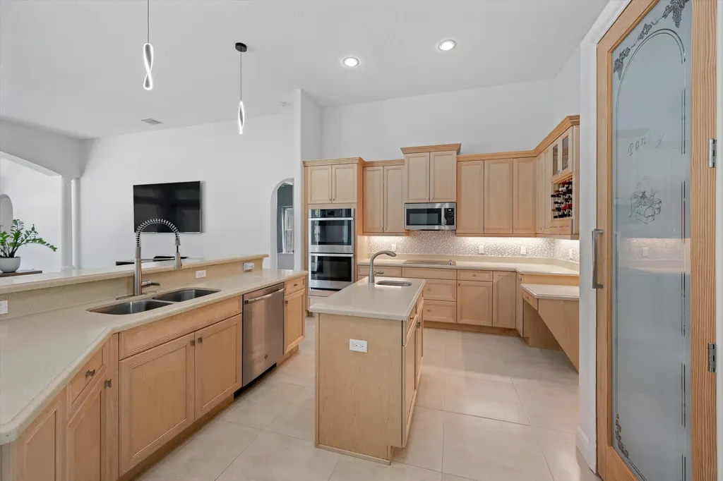 17038 N 61st Place Place N The Acreage FL 33470