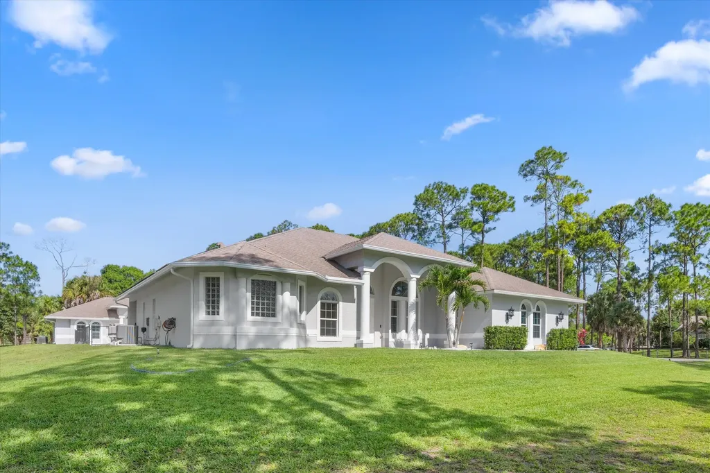 17038 N 61st Place Place N The Acreage FL 33470