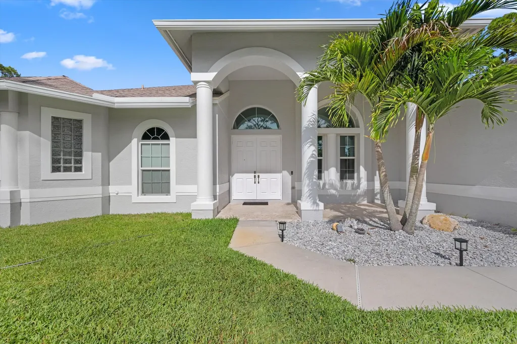 17038 N 61st Place Place N The Acreage FL 33470